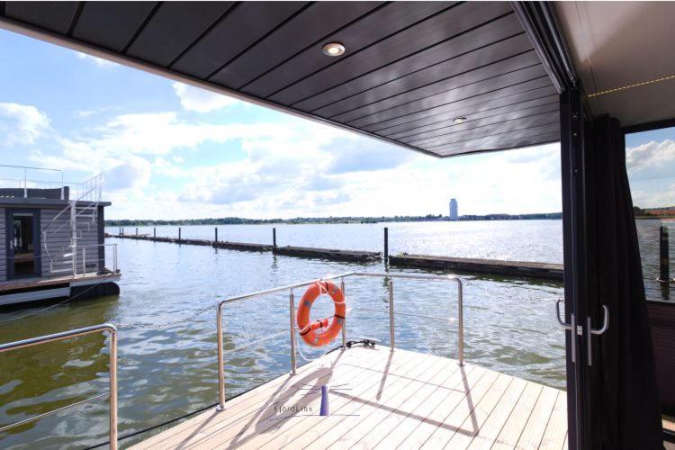 Hausboot Fjord Aries Mit Dachterrasse In Schleswig Hotell Eksteriør bilde