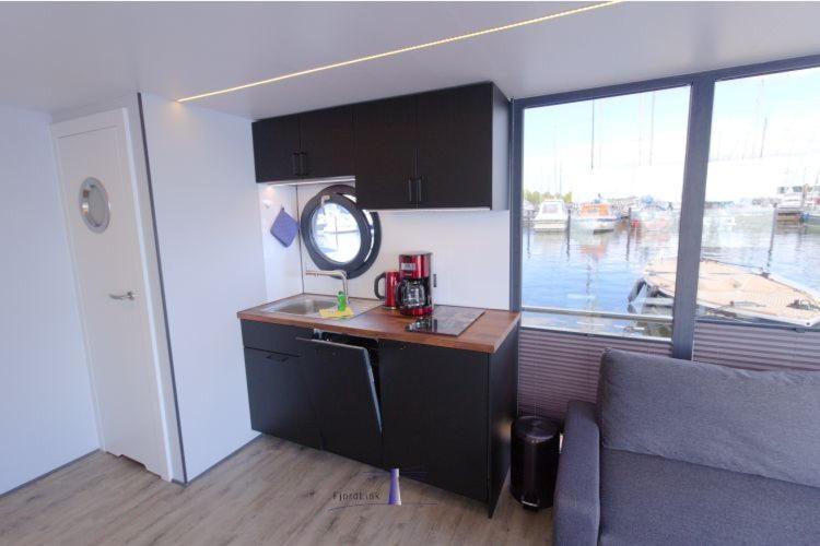 Hausboot Fjord Aries Mit Dachterrasse In Schleswig Hotell Eksteriør bilde